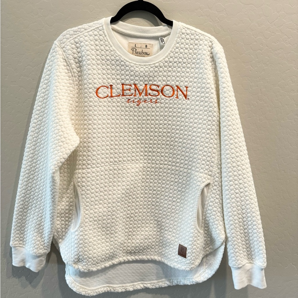 Clemson women’s Pressbox cream pullover